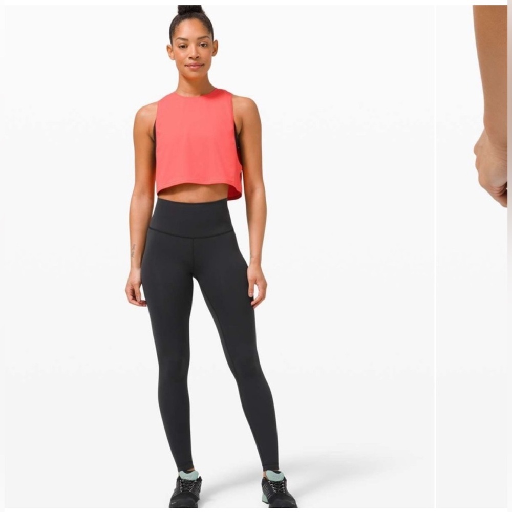Lululemon Wunder Train High-Rise Tight
28" Black size 2